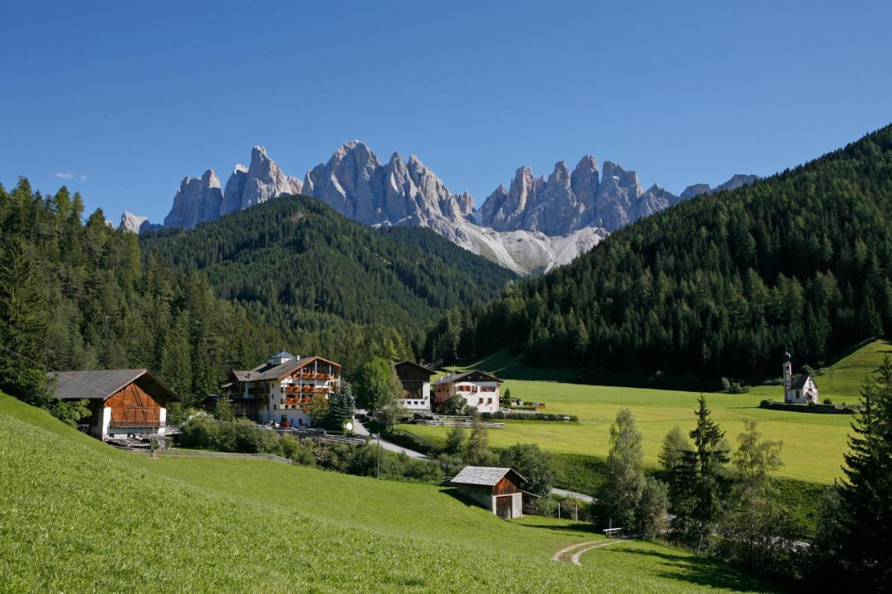 Hotel Ranuimuellerhof Funes  Zewnętrze zdjęcie