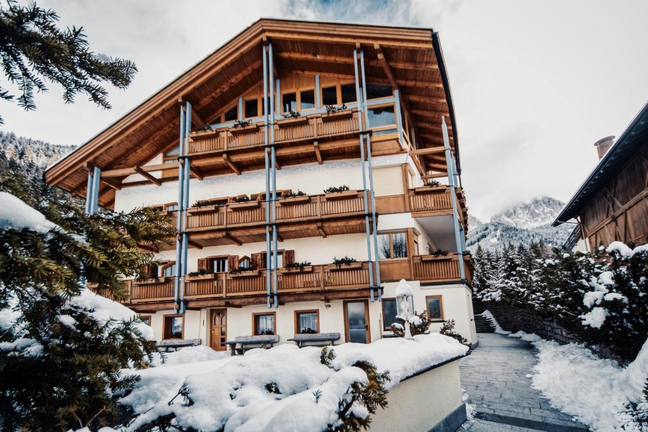 Hotel Ranuimuellerhof Funes  Zewnętrze zdjęcie