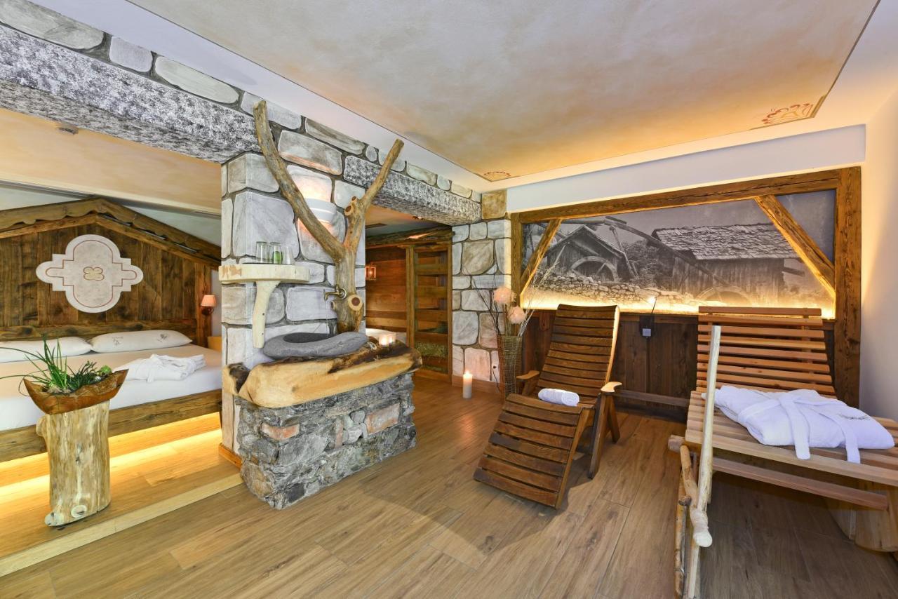 Hotel Ranuimuellerhof Funes  Zewnętrze zdjęcie